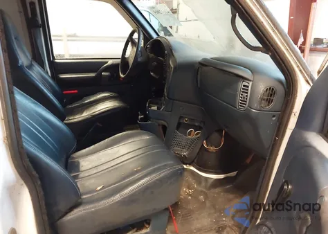 1997 Chevrolet Astro from USA, damaged, VIN 1GCDM19W9VB190749